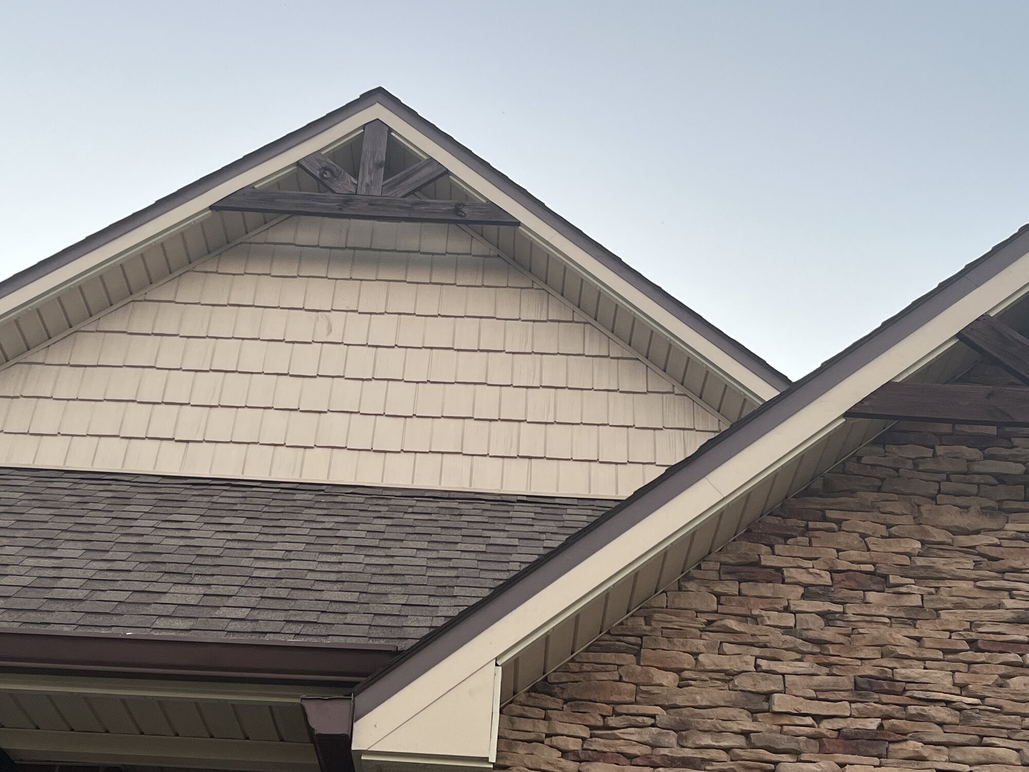 Permanent lights blending into the roofline in daylight 2